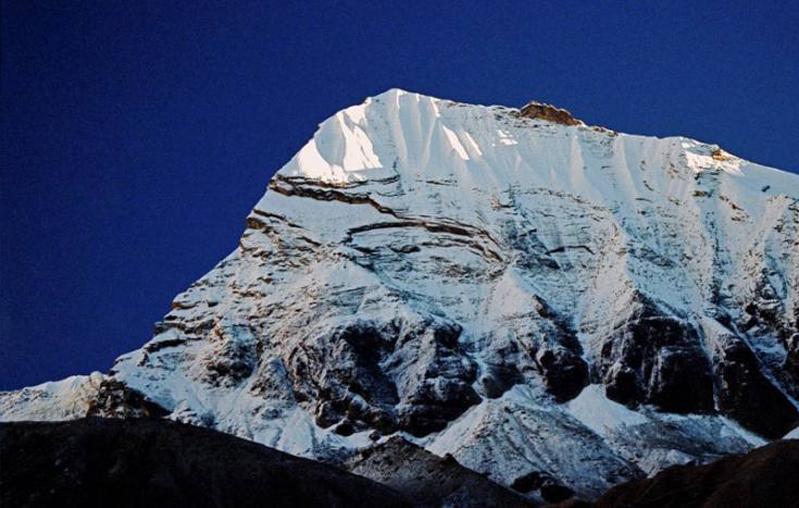 Tharpu Chuli Peak Climbing